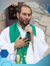 Padre Elcio José Gutervil