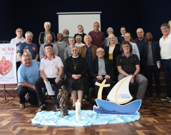 encontro religiosos recem chegados
