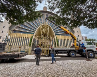 Imagem Mãe da Divina Graça 2026