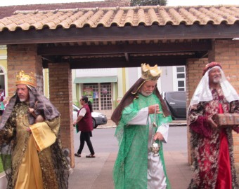 Caravana Reis Magos Castro 2023