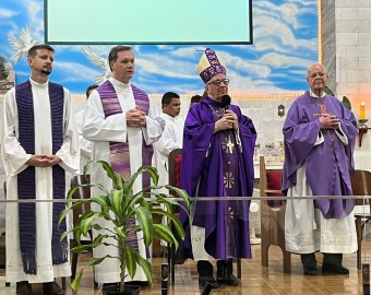 Missa em acão de gracas por 65 anos de sacerdócio padre Nelson