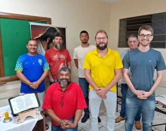 Oficinas de Oraçao para Homens e apenados 