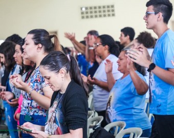 Cenáculo com Maria 2025