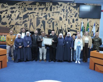 Dom Evandro cidadão honorário de Ponta Grossa 
