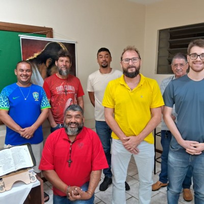 Oficina de Oração tem turma exclusiva para homens