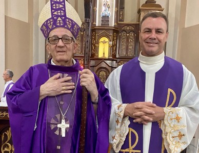 Bispo oficializa alteração de párocos e vigários