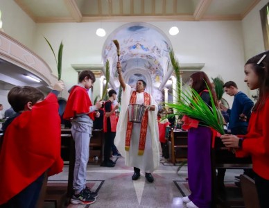 Procissão de Ramos abriu a Semana Santa